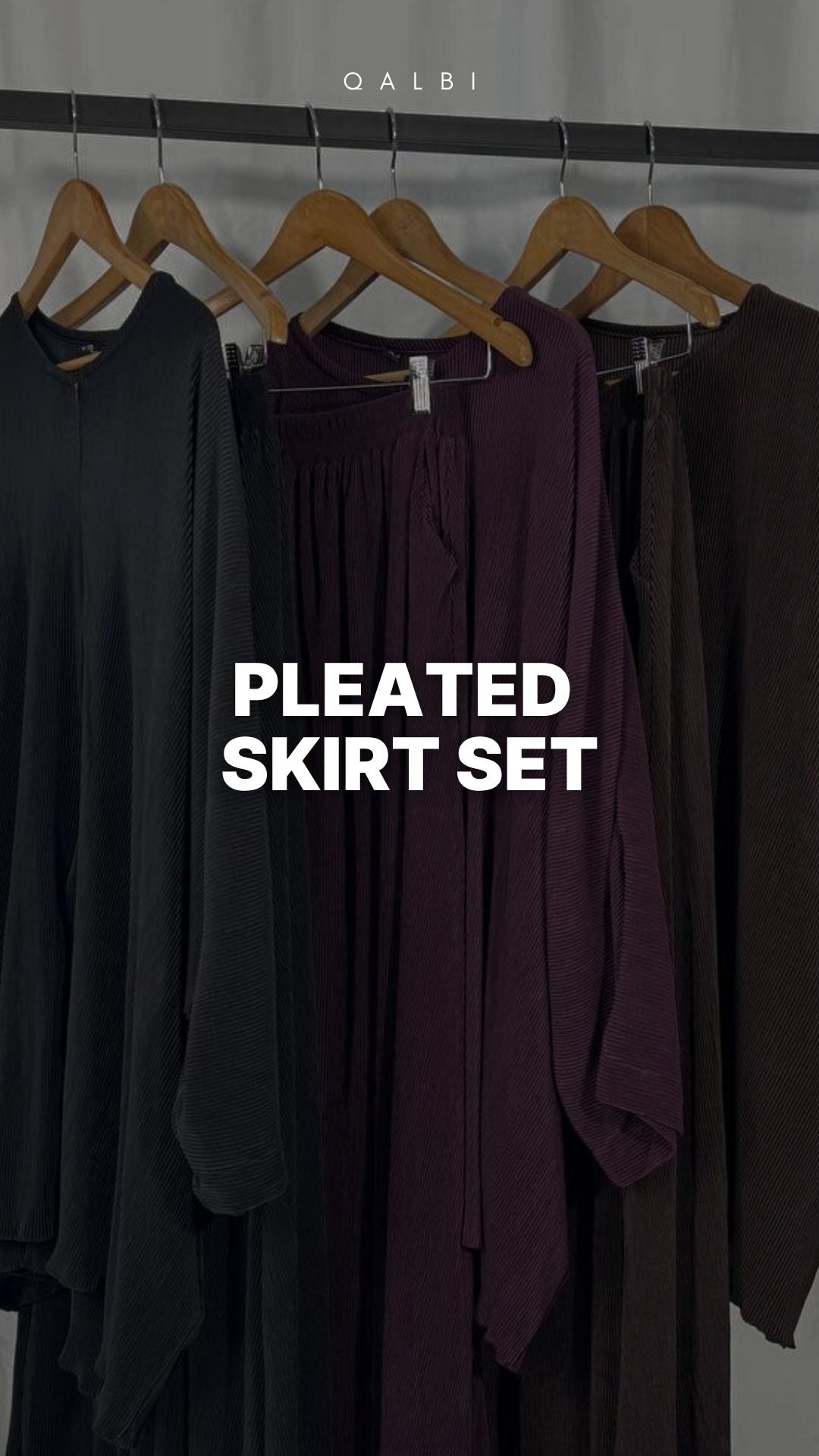Pleated Skirt Set