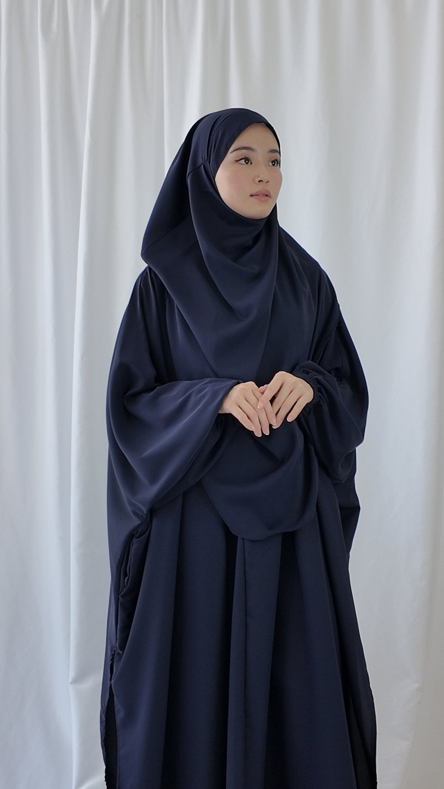 Layla Pant Suit w/ Khimar