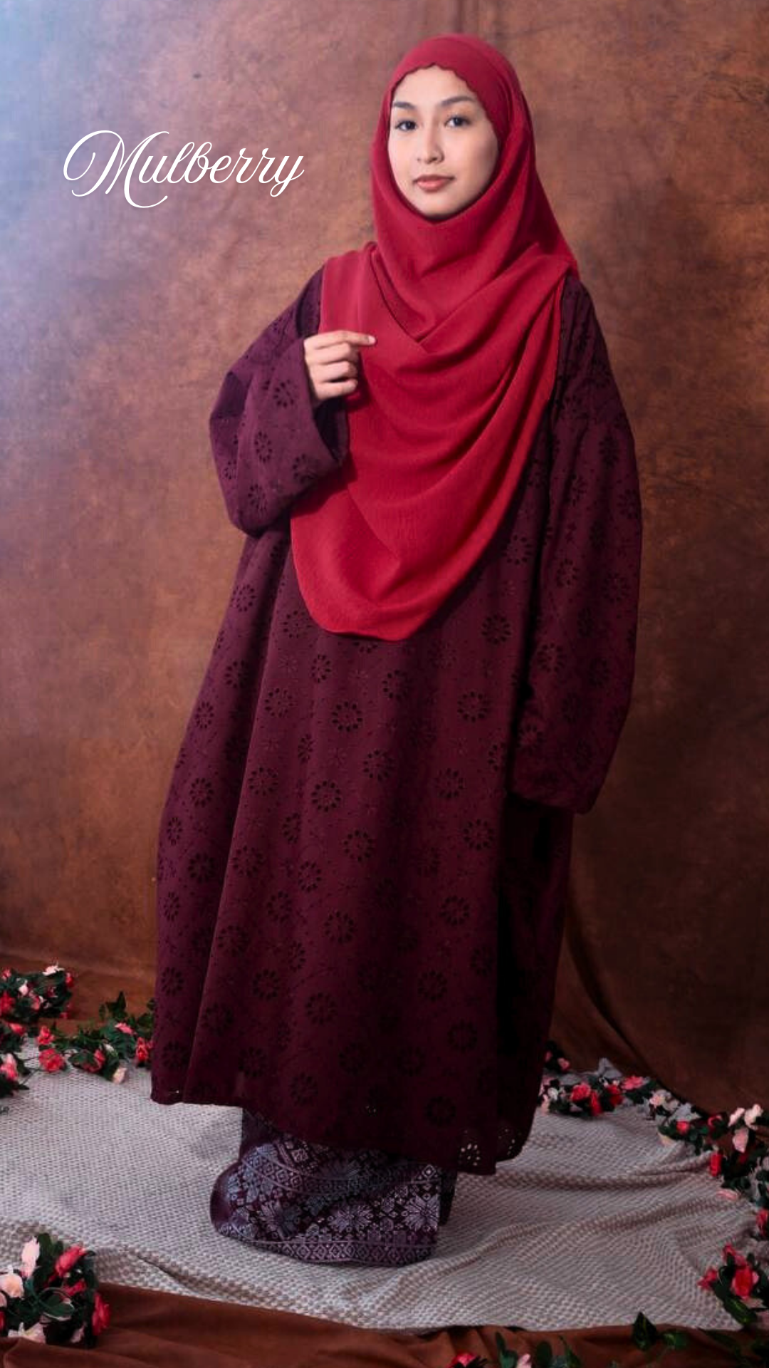 Ratna Kurung Songket