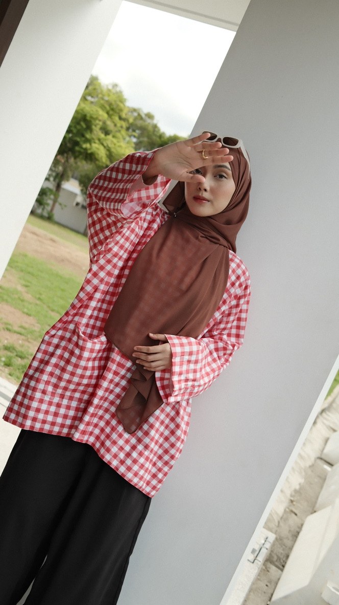 Yana Checkered Top