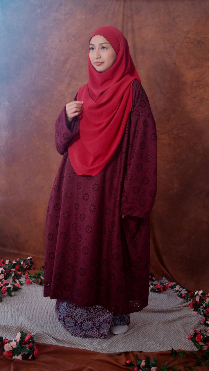 Ratna Kurung Songket