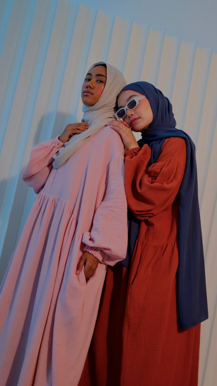 Tya Cotton Foam Dress