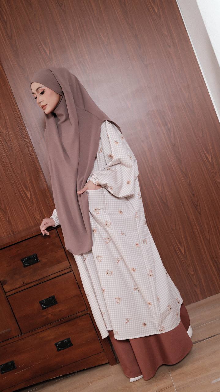 Wardah Kotak Silk Lexus