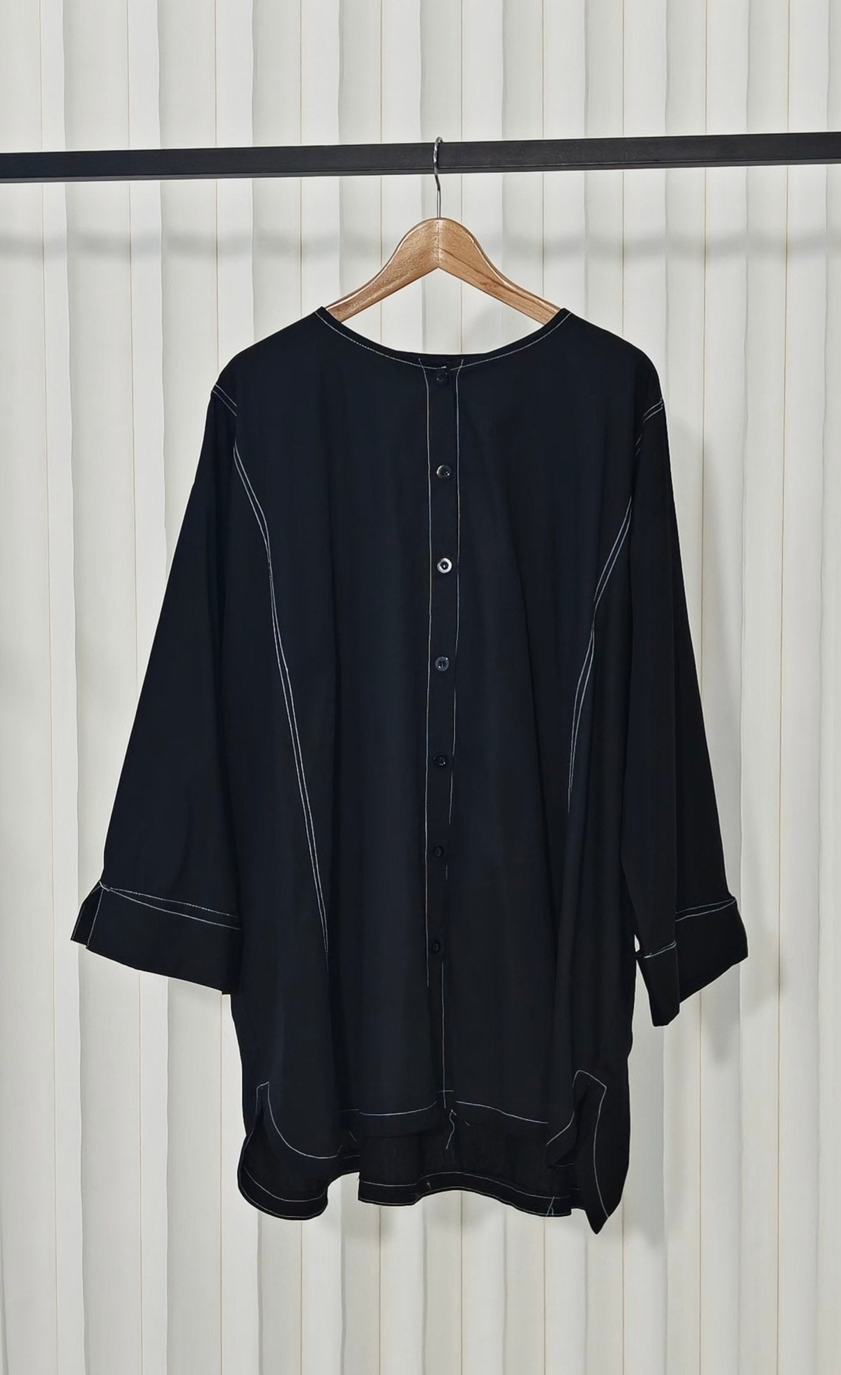 Stella Outline Top