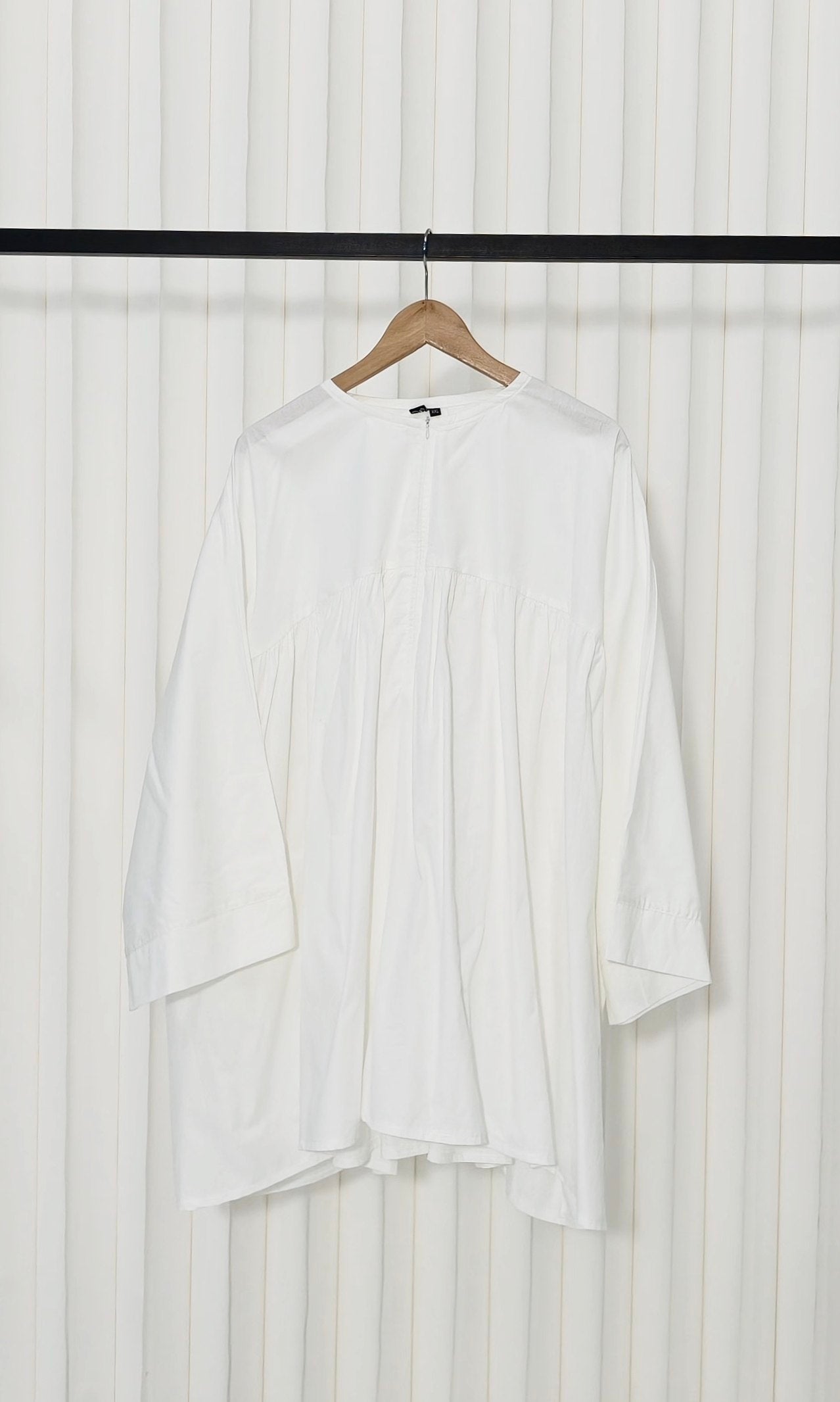 Lara Plain Top