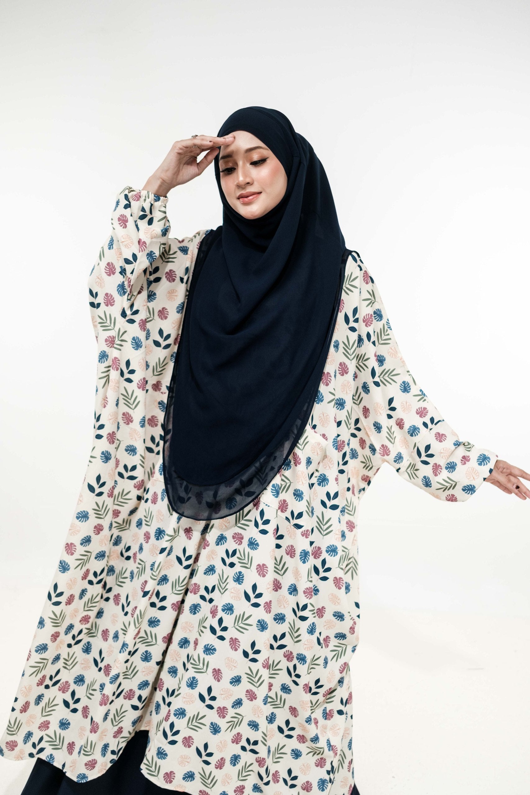 Wardah Floral Silk Lexus