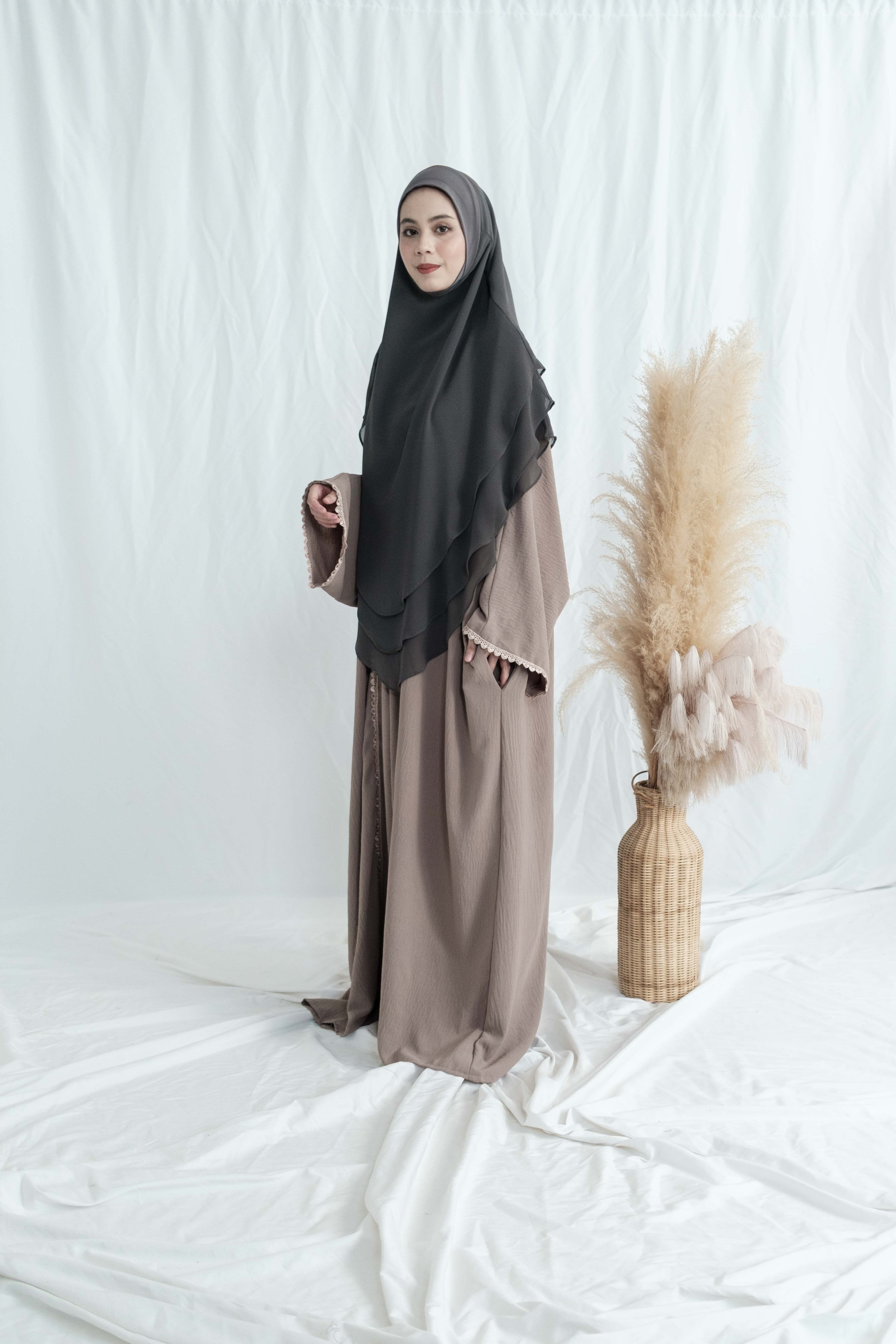Dalia Lace Dress (Adult/Kids)