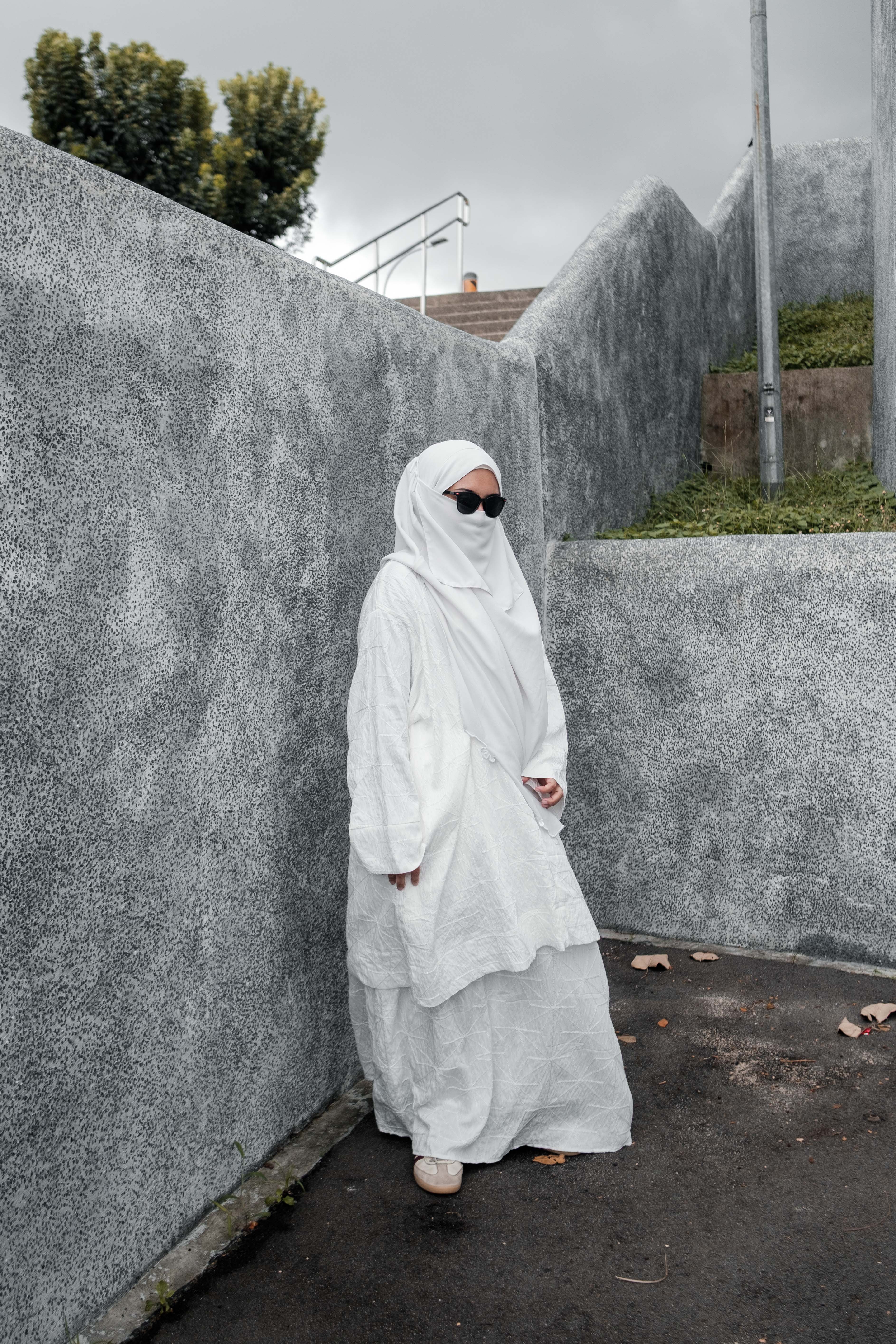 Anggun Embroidery Skirt Set