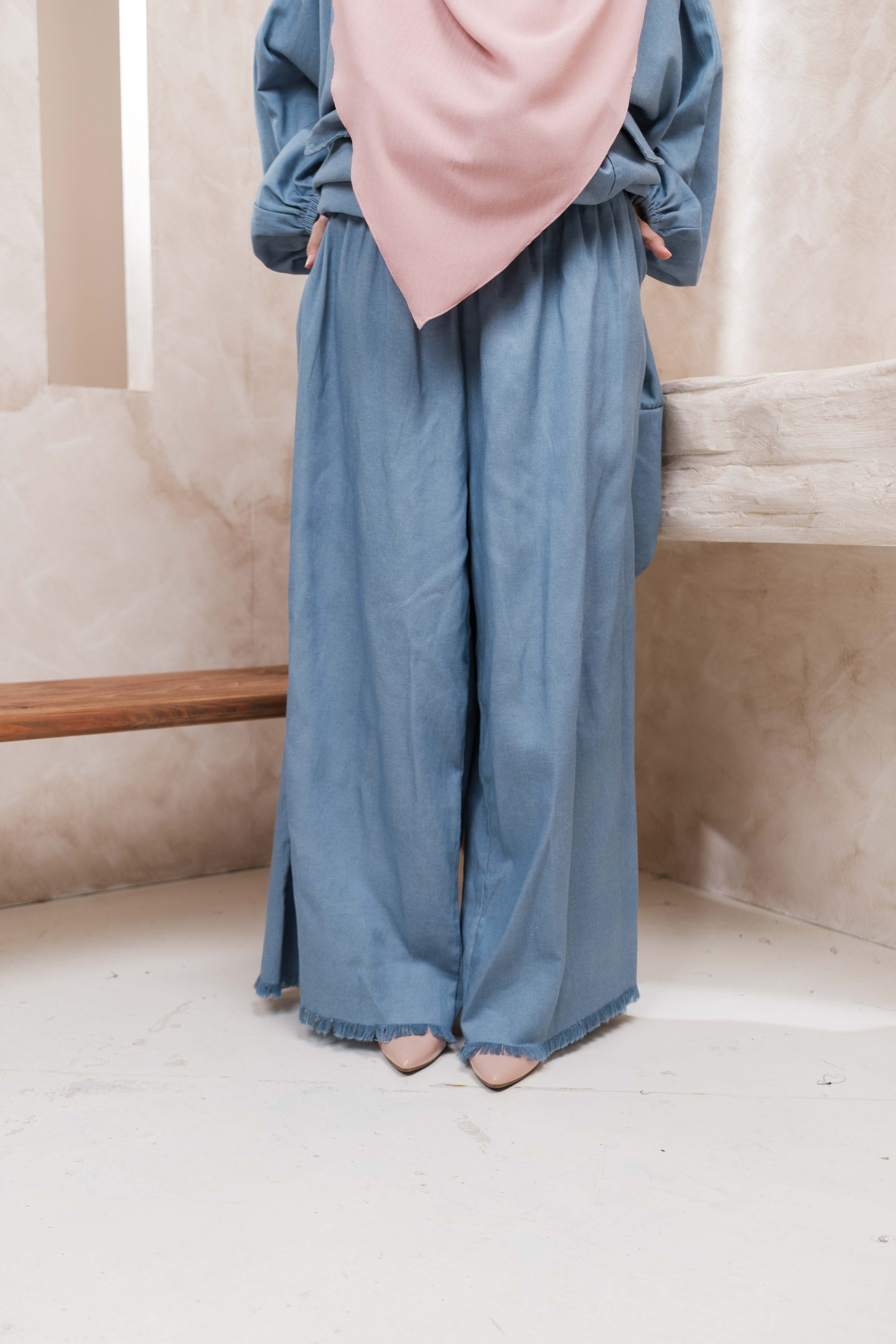 Frill Baggy Jeans