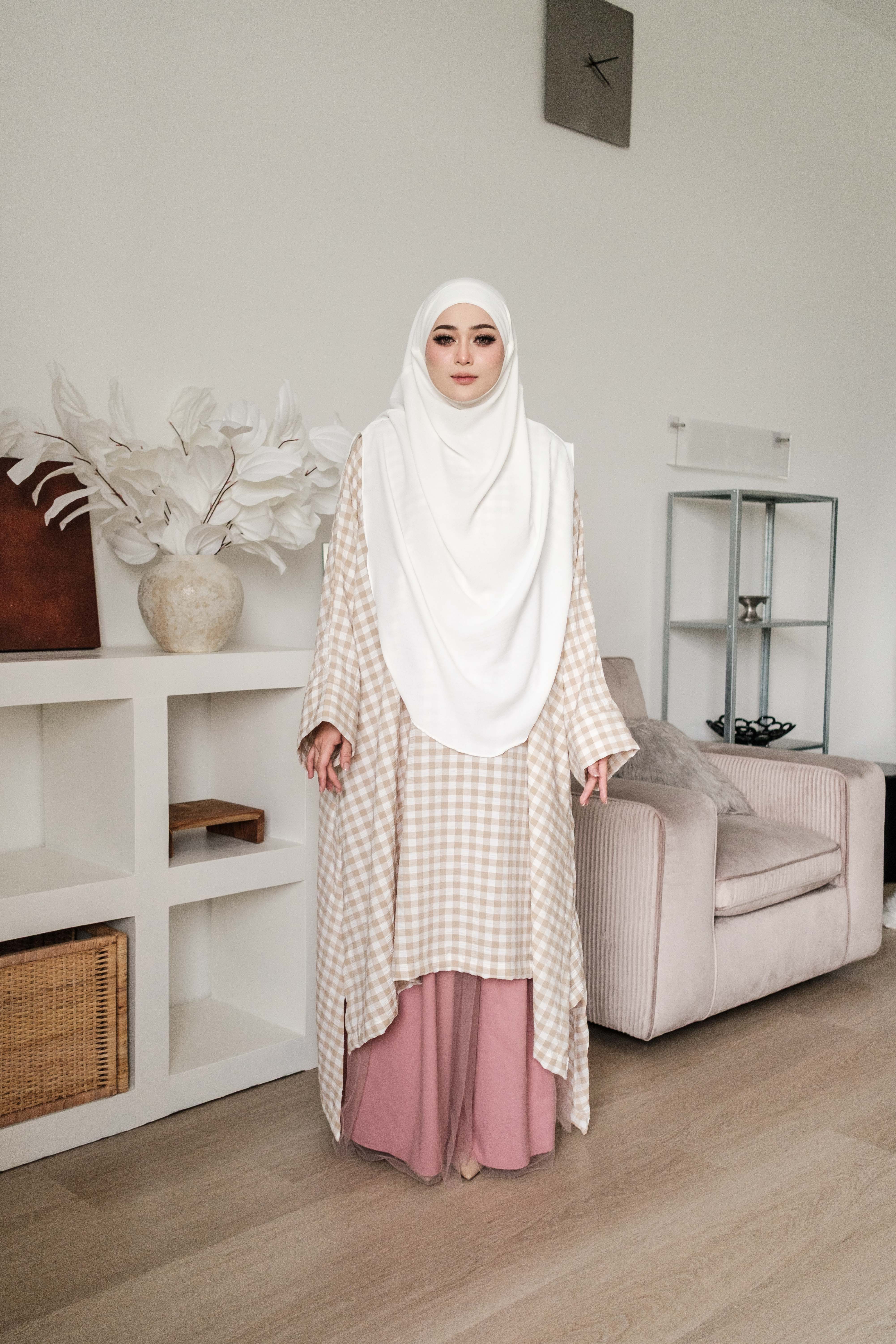 Umaira Kotak Tunic