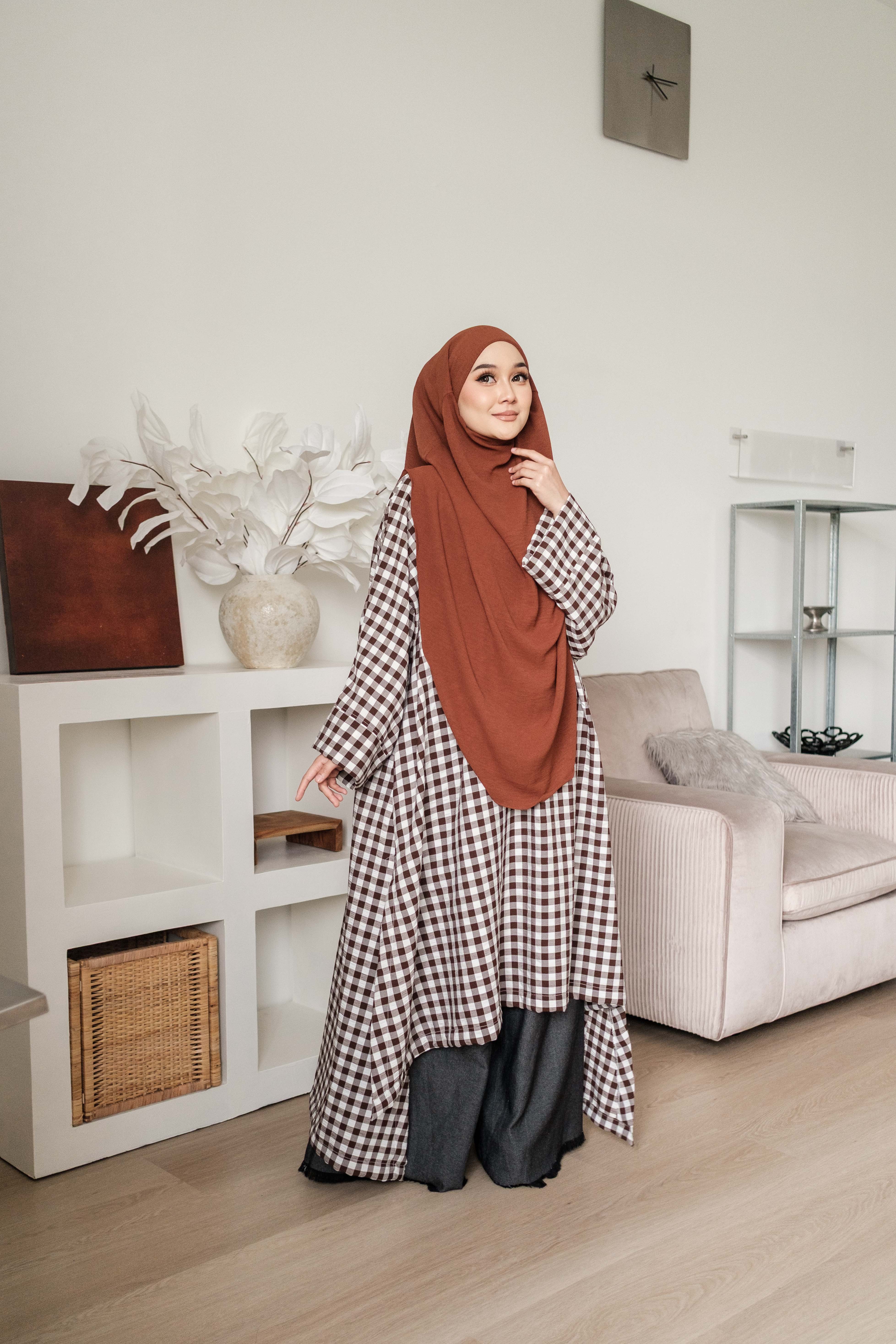 Umaira Kotak Tunic