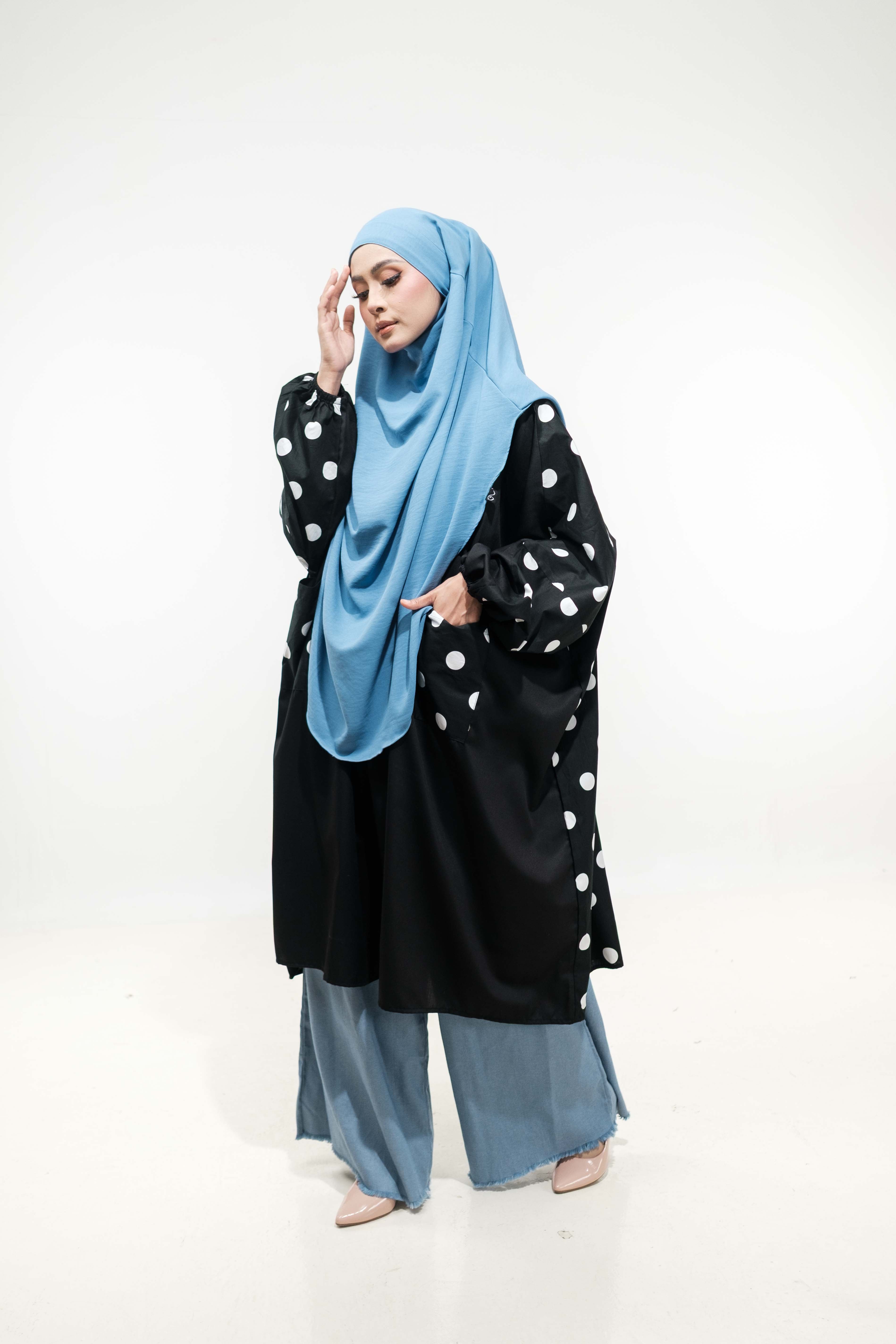 Aurora Monochrome Series