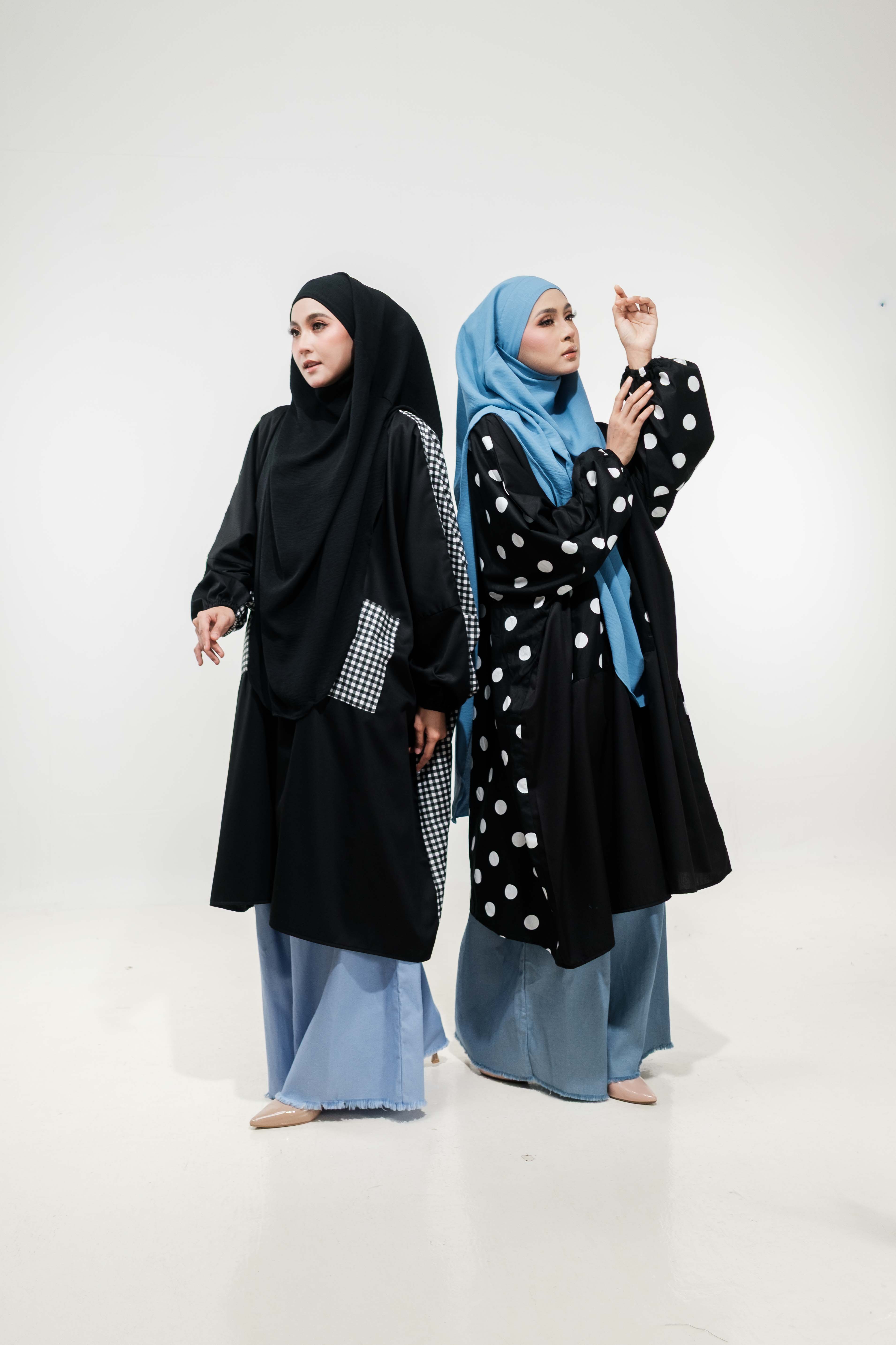 Aurora Monochrome Series