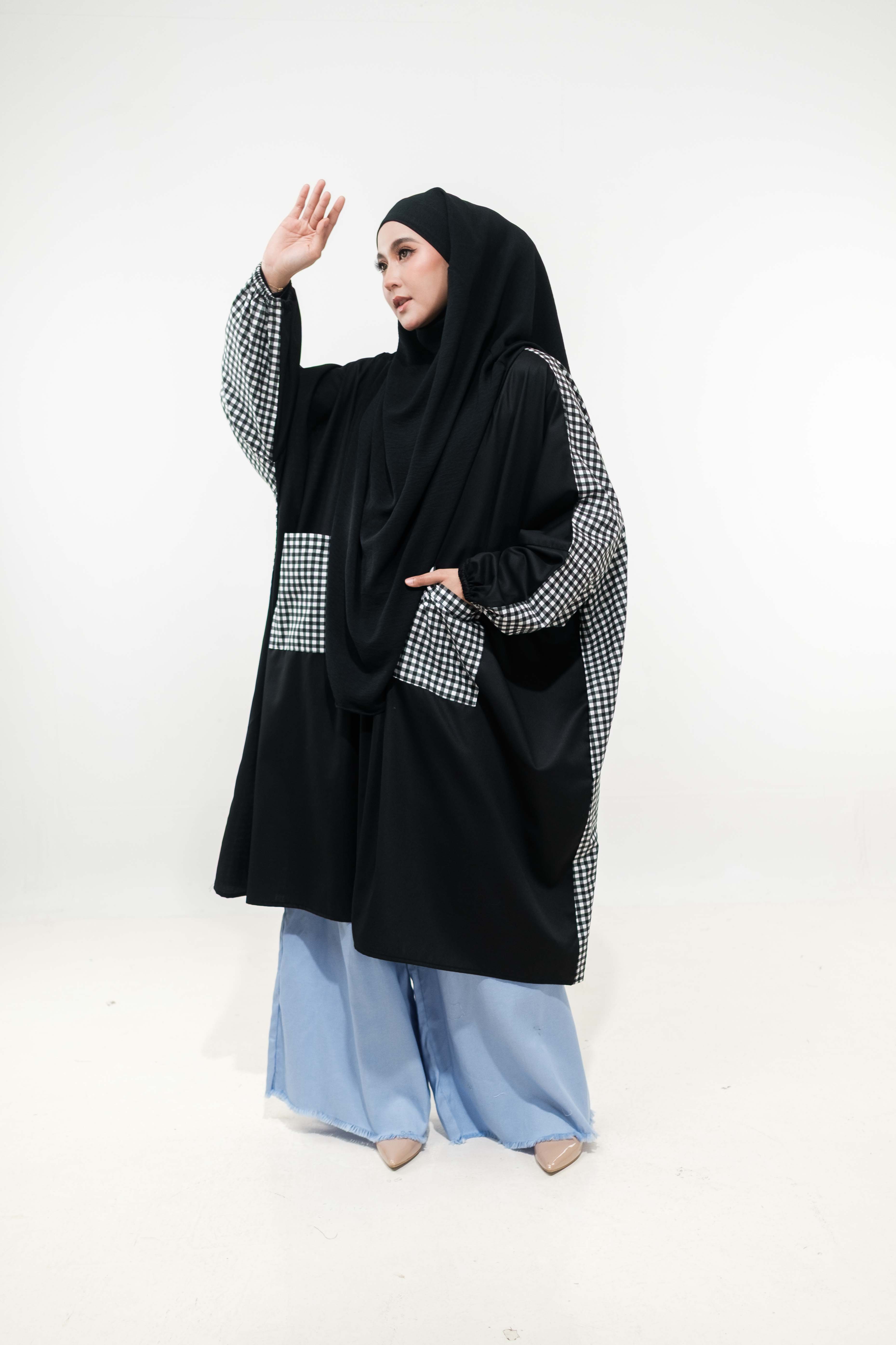 Aurora Monochrome Series