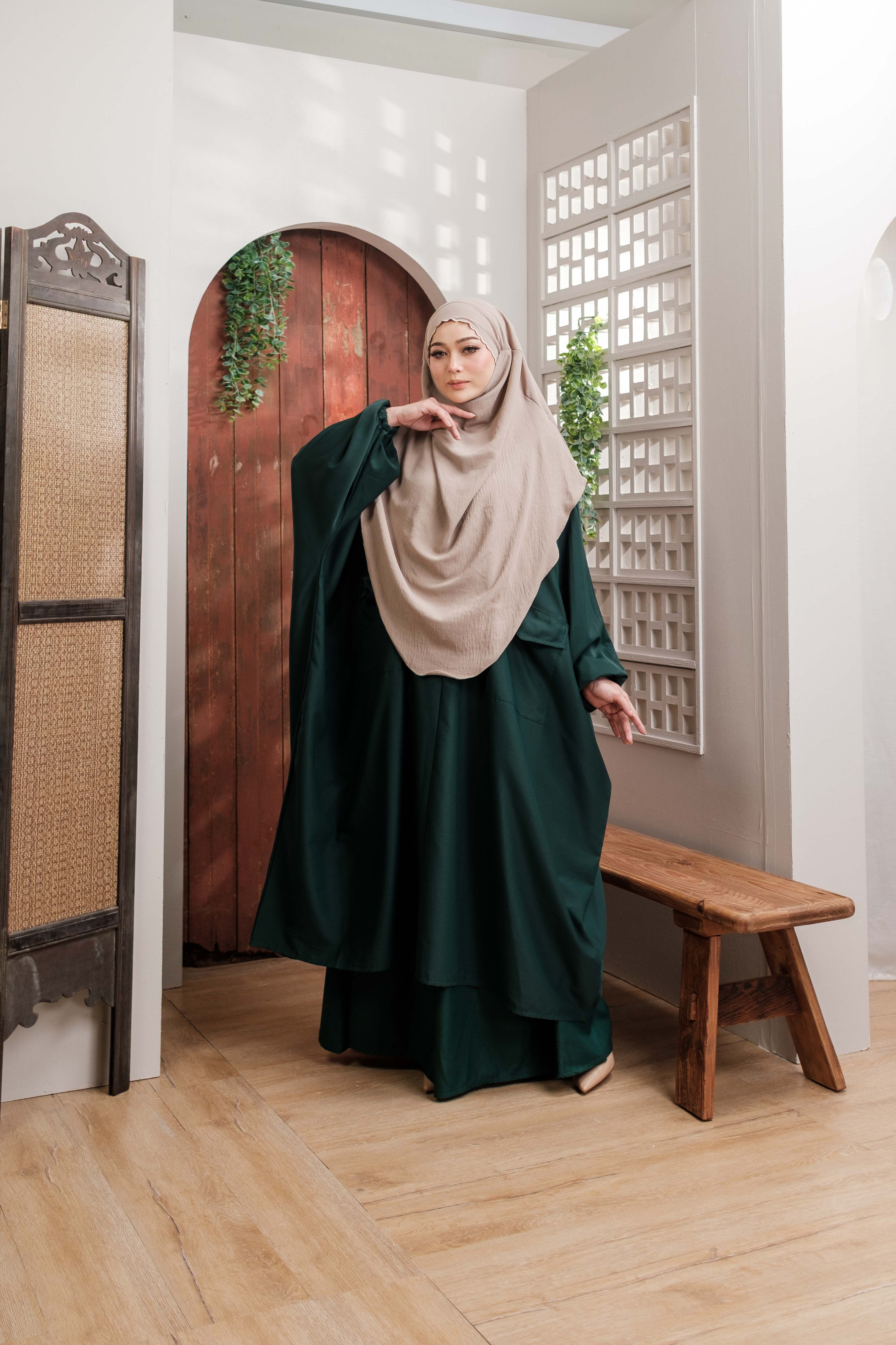 Wardah Plain Silk Lexus
