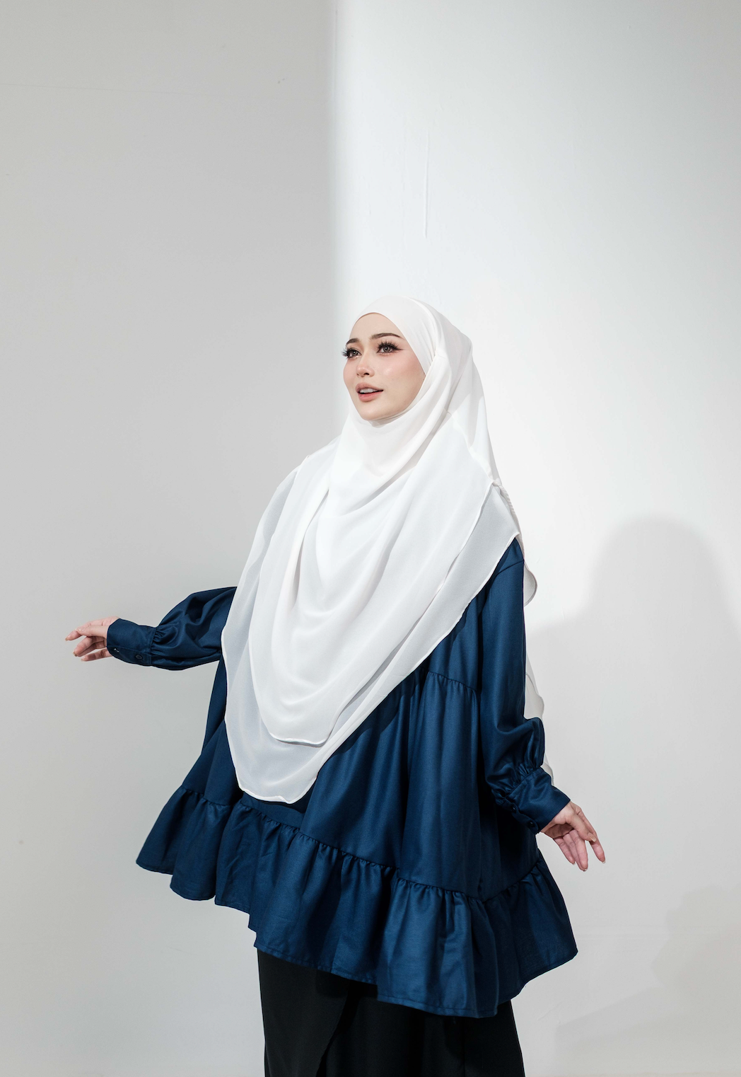 Seri Ruffle Top