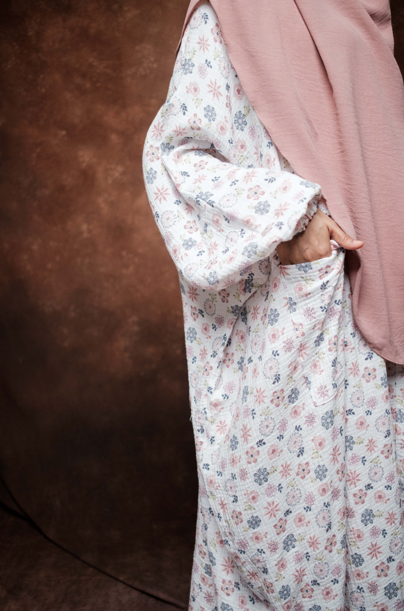 Wardah Floral Cotton Foam
