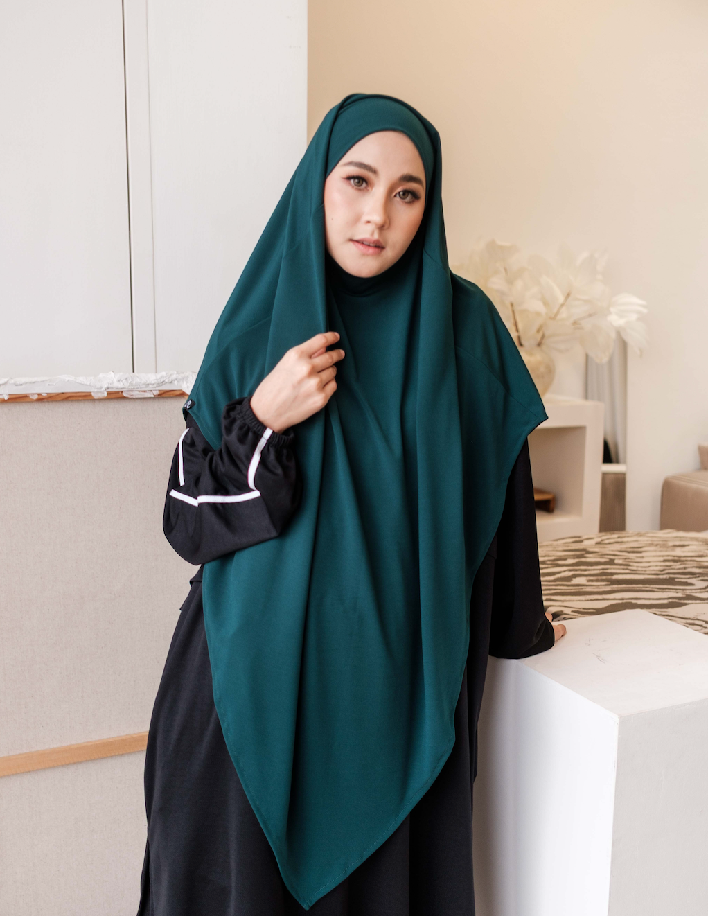 Instant French Khimar