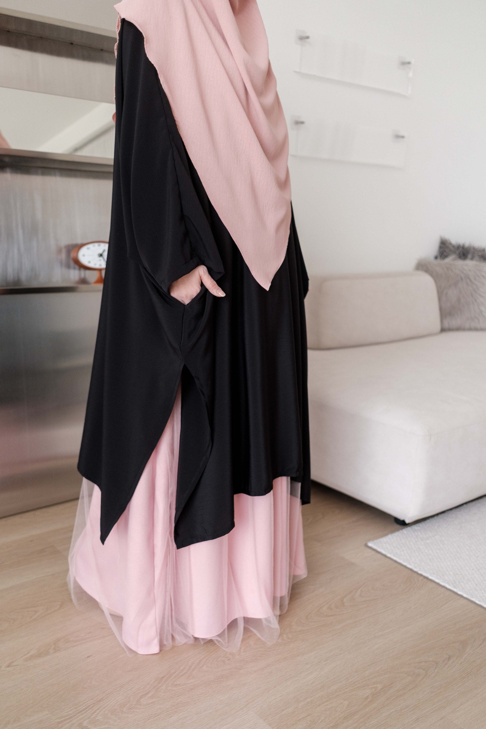 Nur Batwing Top