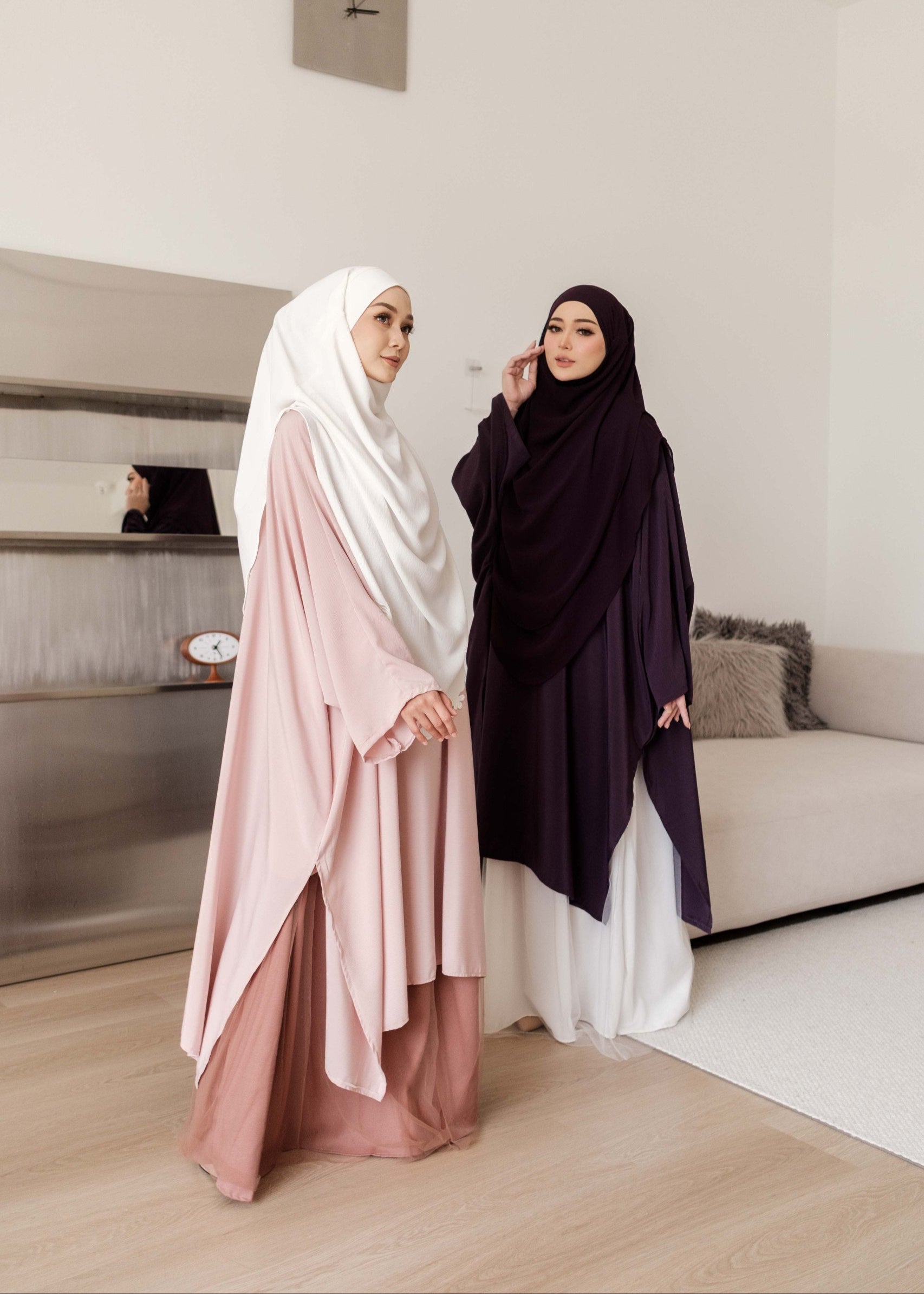 Nur Batwing Top