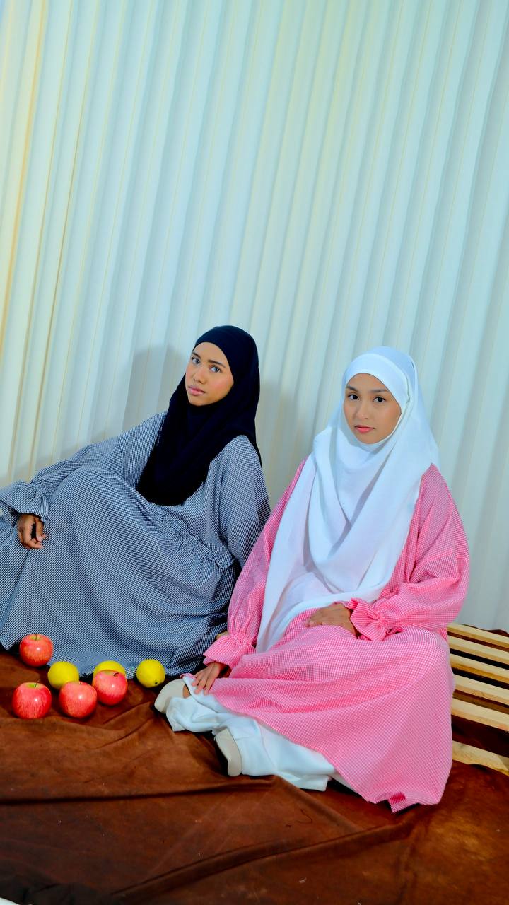 Lily Checkered Tunic