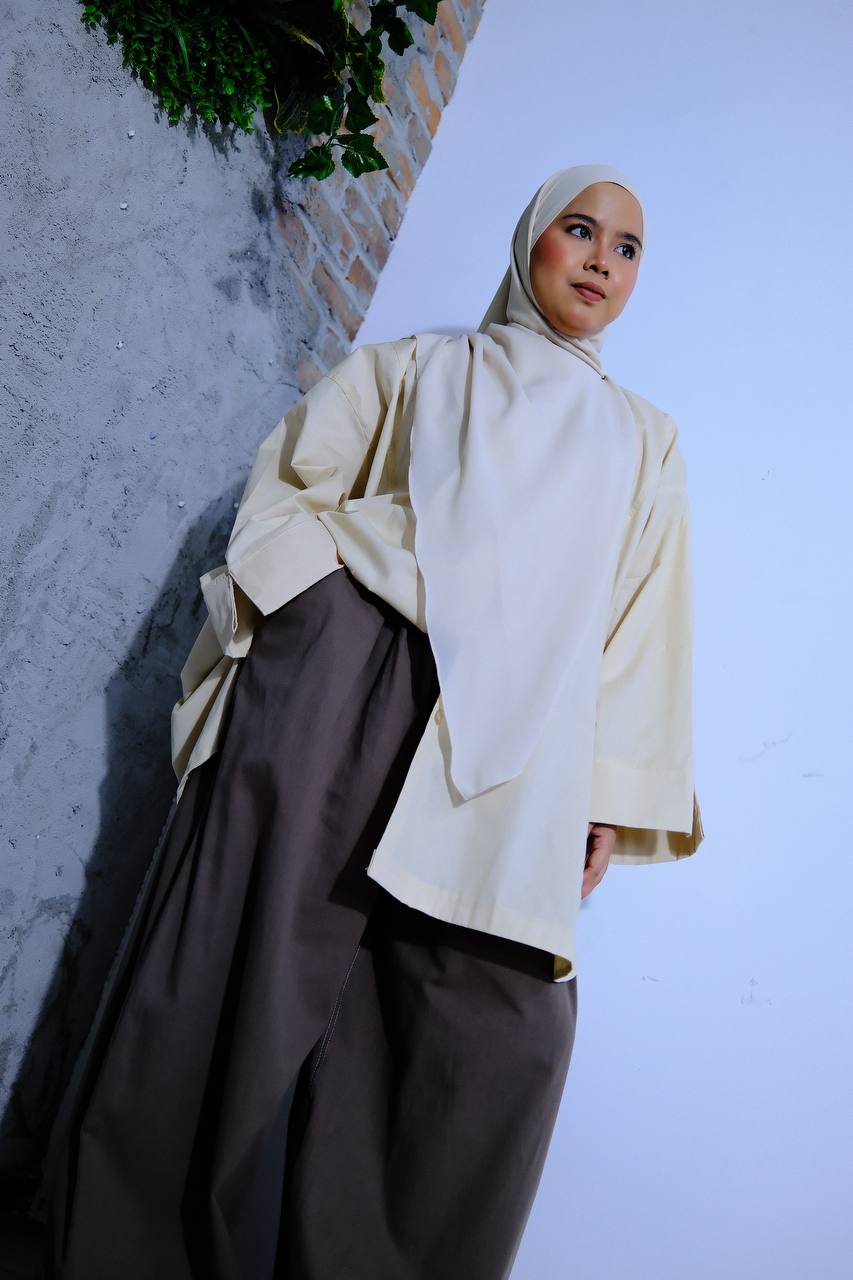 Stella Outline Top