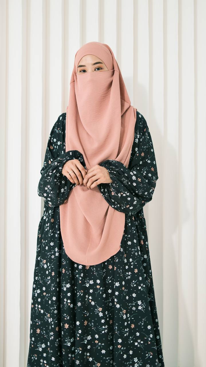 Naura Dress