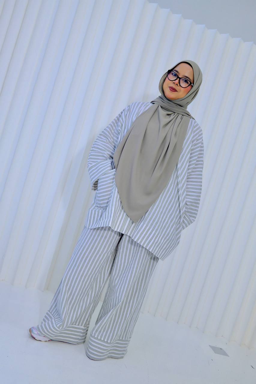 Yana Stripes Top